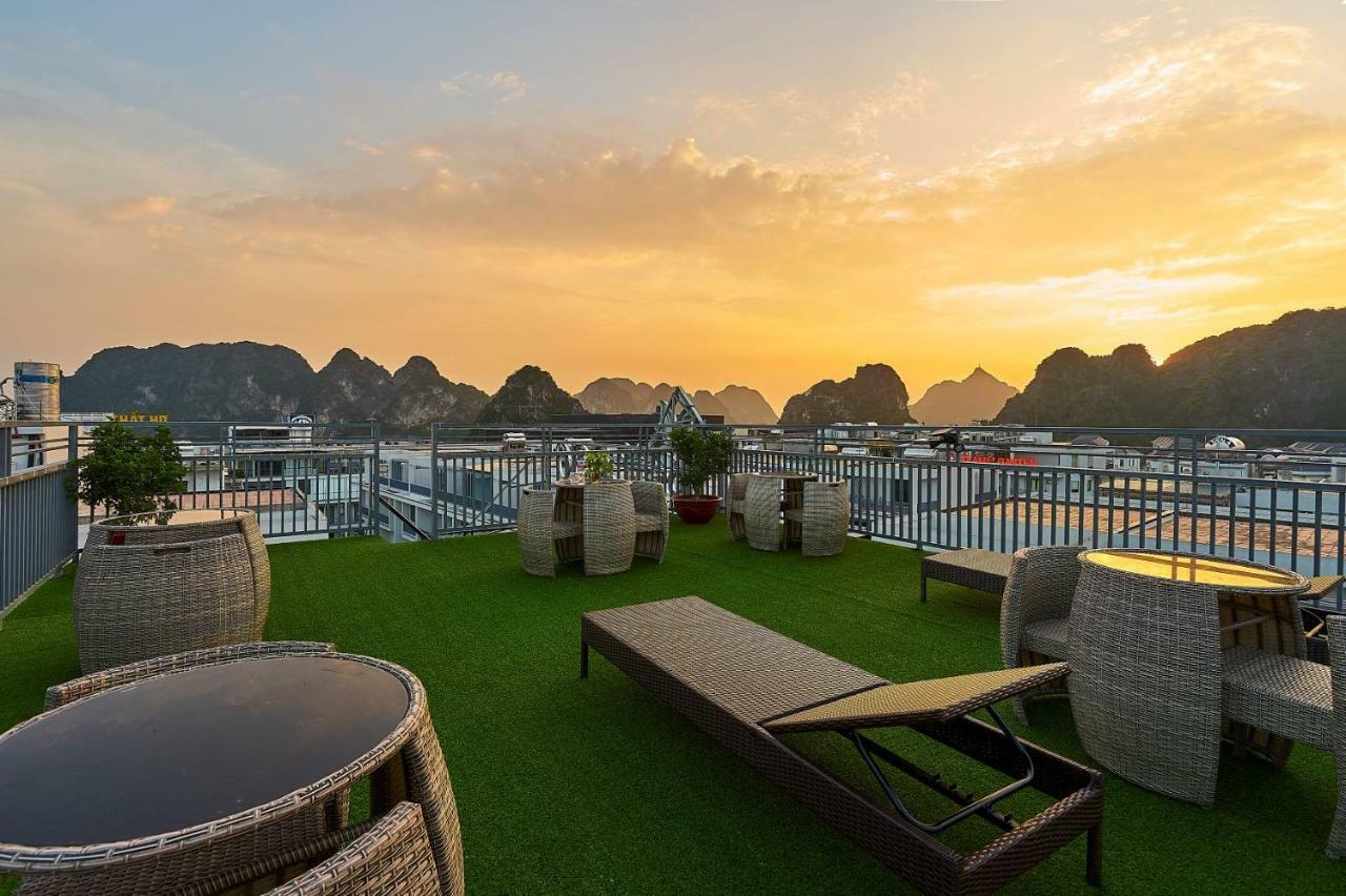 Bbq Hostel Ha Long Bagian luar foto